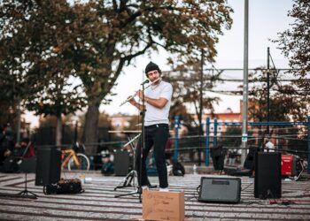 NTHNL Combines Flute Sounds with Pop Music in ‘Cosmic Flute Rides Again’