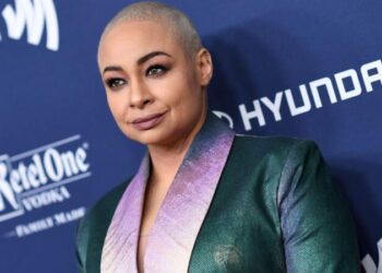 Raven-Symoné Opens Up About Father’s Influence on Her Early Surgeries​