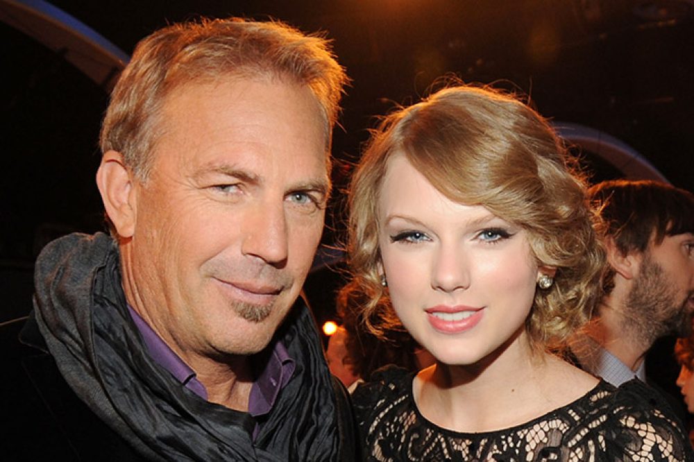 FRANKLIN, TN - NOVEMBER 30: ***EXCLUSIVE COVERAGE*** Actor/Recording Artist, Kevin Costner and Honoree Taylor Swift at the CMT Artists of the Year at The Factory on November 30, 2010 in Franklin, Tennessee. (Photo by Rick Diamond/Getty Images for CMT)